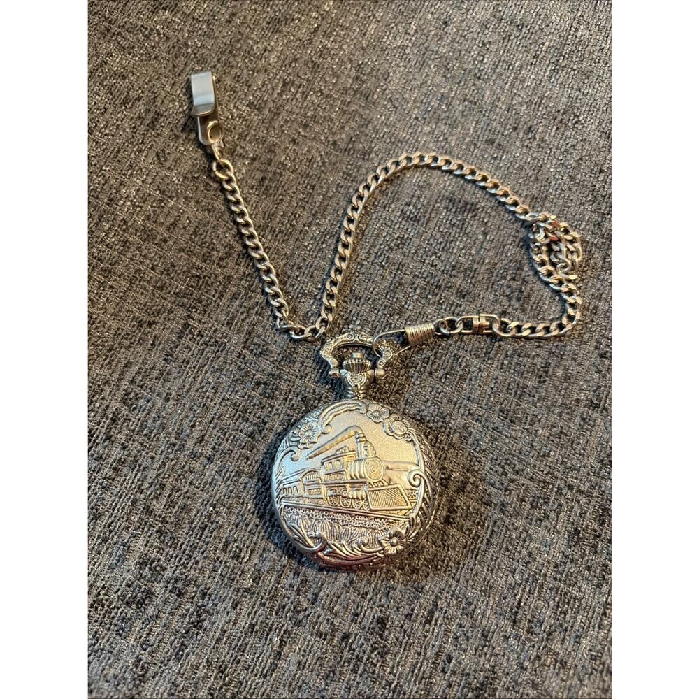 Details Pocket Watch Steam Train Locomotive Alloy Quartz Movement Chain Watch - Picture 8 of 8